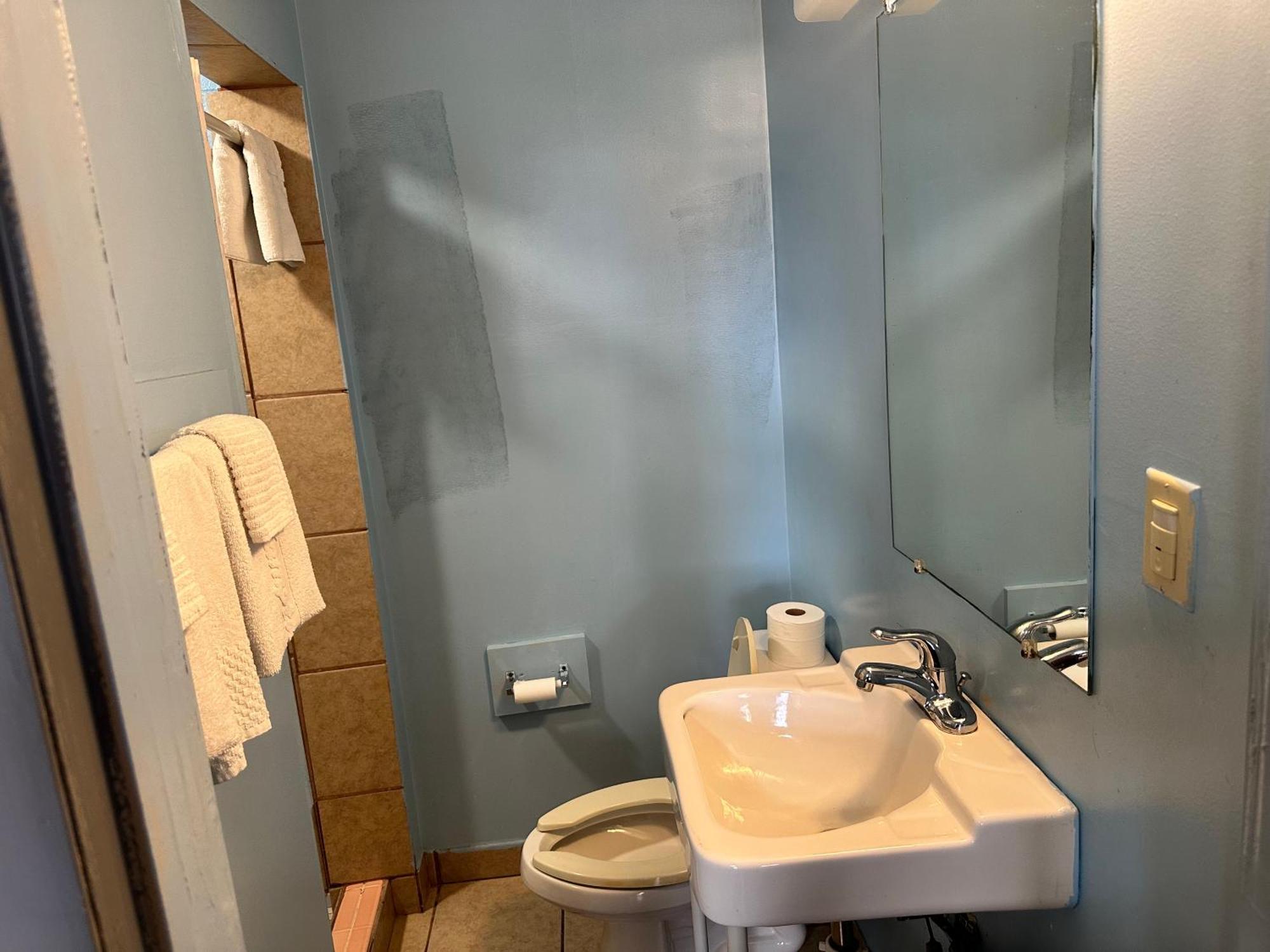 Westgate Manor Motel Austintown & Youngstown Ohio Экстерьер фото
