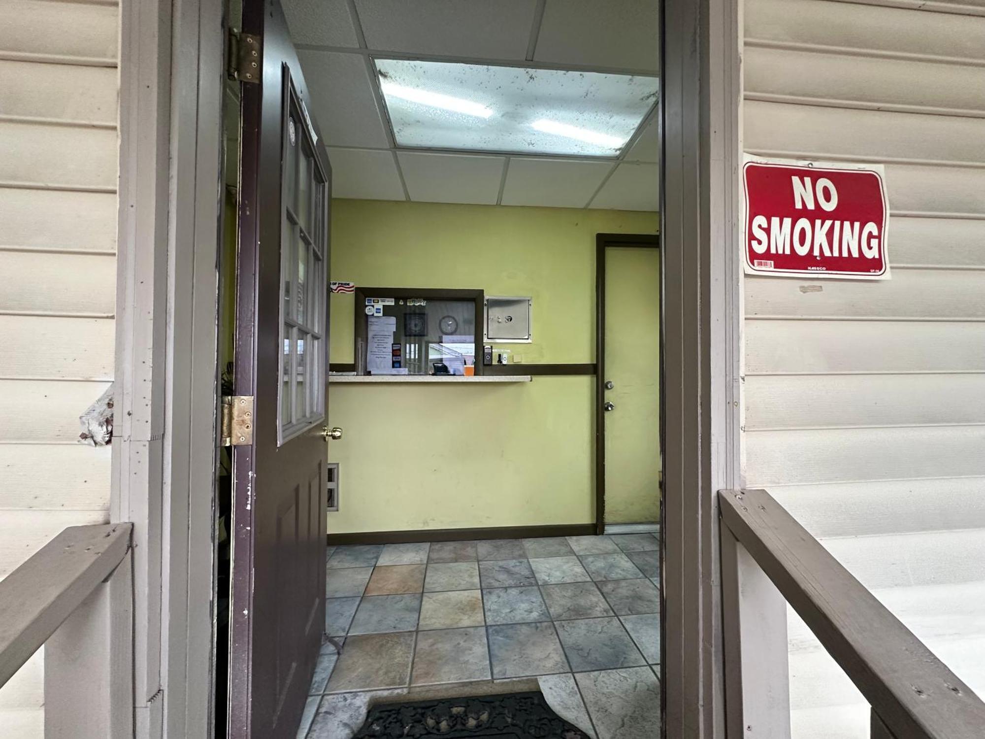 Westgate Manor Motel Austintown & Youngstown Ohio Экстерьер фото